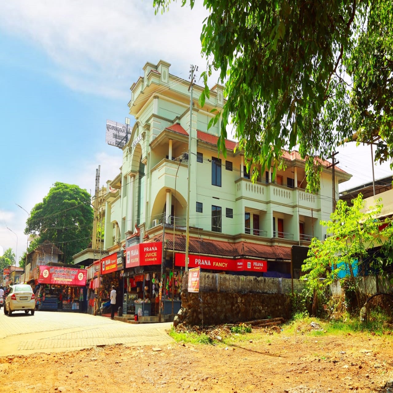 Prana Regency - Tap to explore photos
