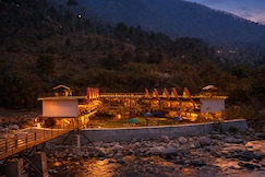 The Breeze Riverside Resort, Bhowali