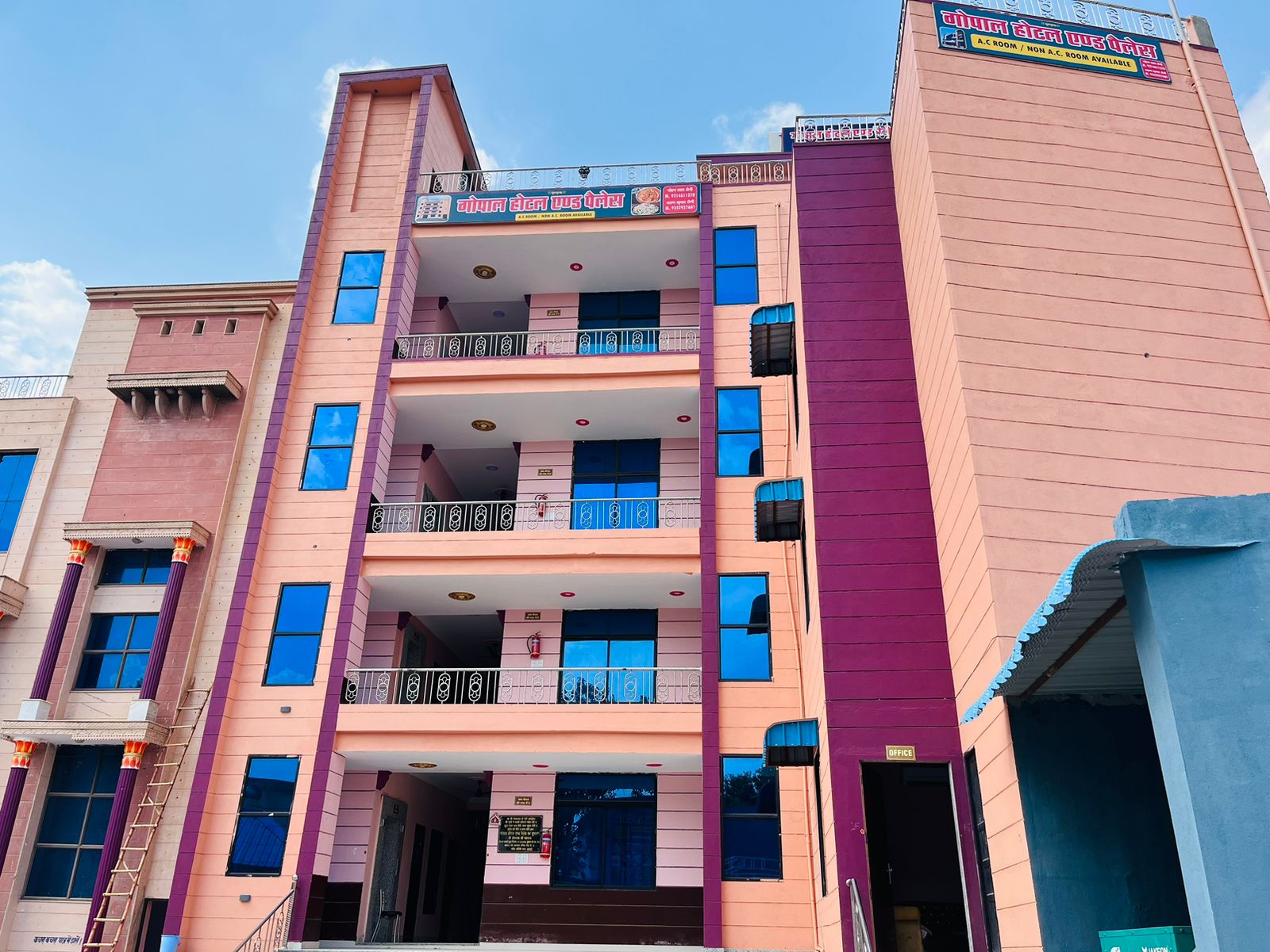 Gopal Hotel And Palace, Sardarshahar