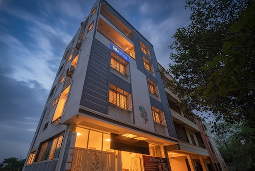 Via The Digamber Inn