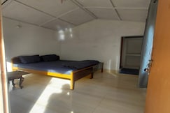 Hanumanti River View Resort, Satpuli