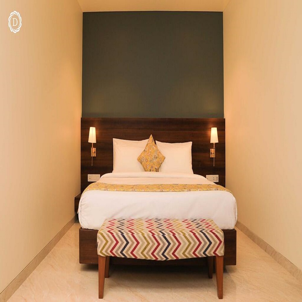 Hotel Daani Continental - Tap to explore photos