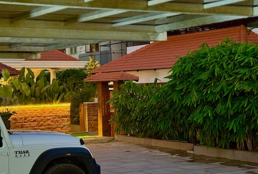 Padma Heritage - Stay at prime heart of Trivandrum