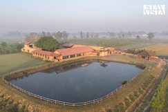 StayVista at Dune @ Mud & Mirage - 1 BR, Pilibhit