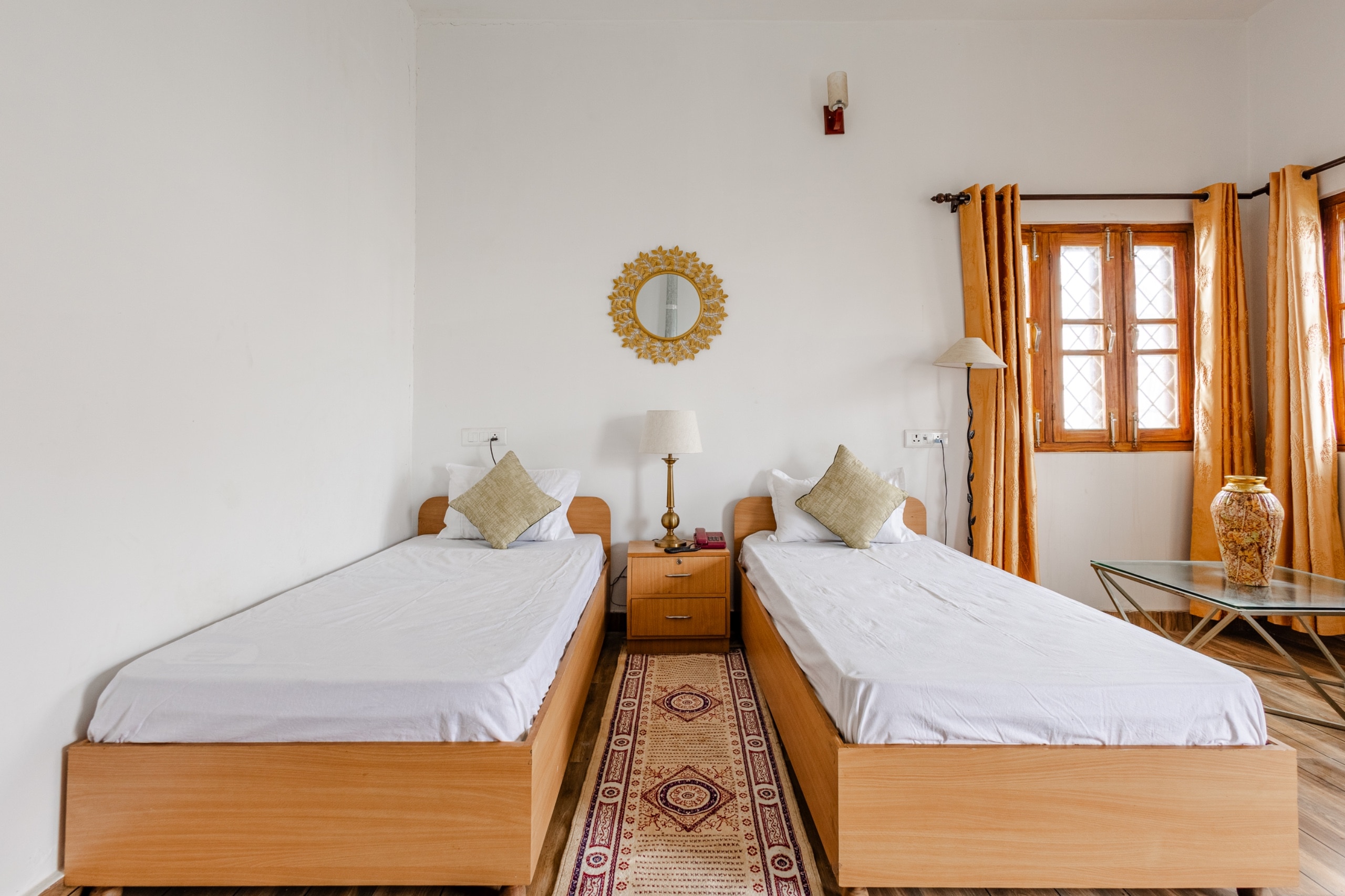 1 Br Stay enclosing the mountains Nivriti Cottage - Tap to explore photos
