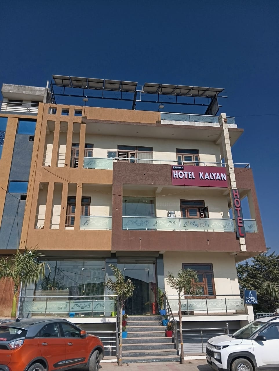 Hotel Kalyan & Banquets - Tap to explore photos