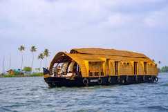 Marvel Cruise Houseboat, Alleppey