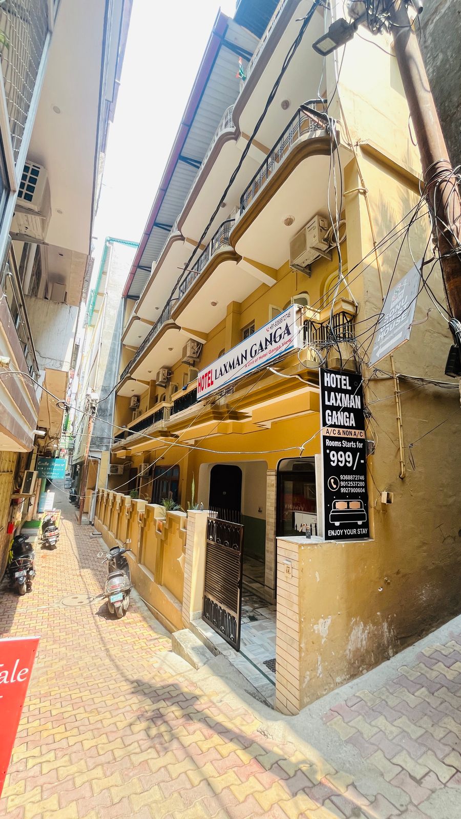 Hotel Laxman Ganga - Tap to explore photos