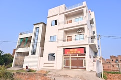 Racers Highway inn, Varanasi