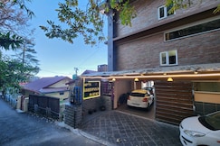 Hotel Greenfield  Regency, Shimla