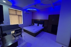 Hotel Neptune, Paschim Vihar, Delhi