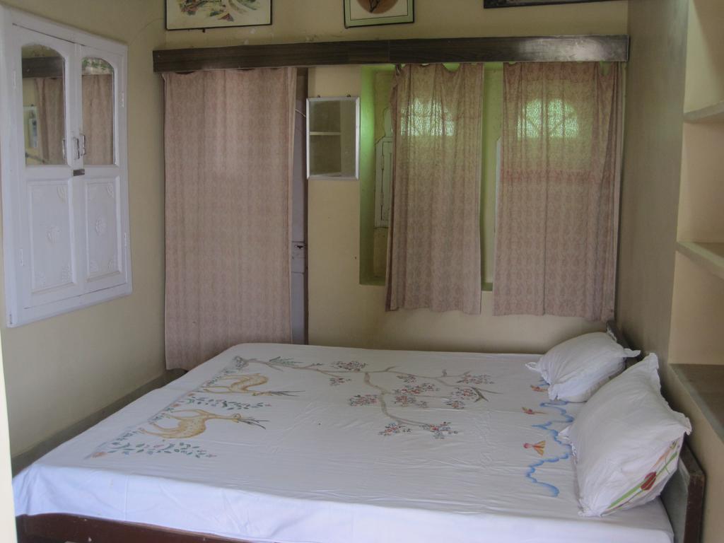 Laxmi Nivas Resort - Tap to explore photos