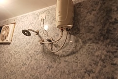 SELVAM LODGE, Peravurani