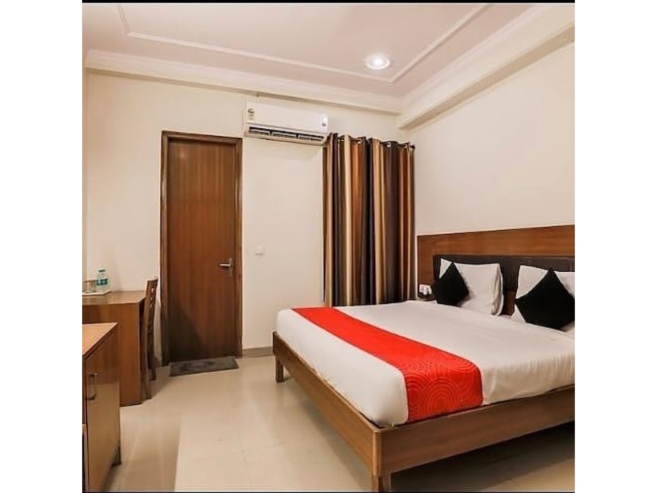 Casa Meera Hotel, Noida - Tap to explore photos