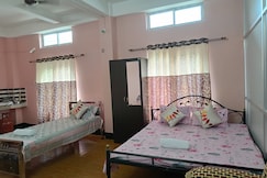 Sarojinilaya Homestay | 5 Min from Apollo Excel Care , Guwahati