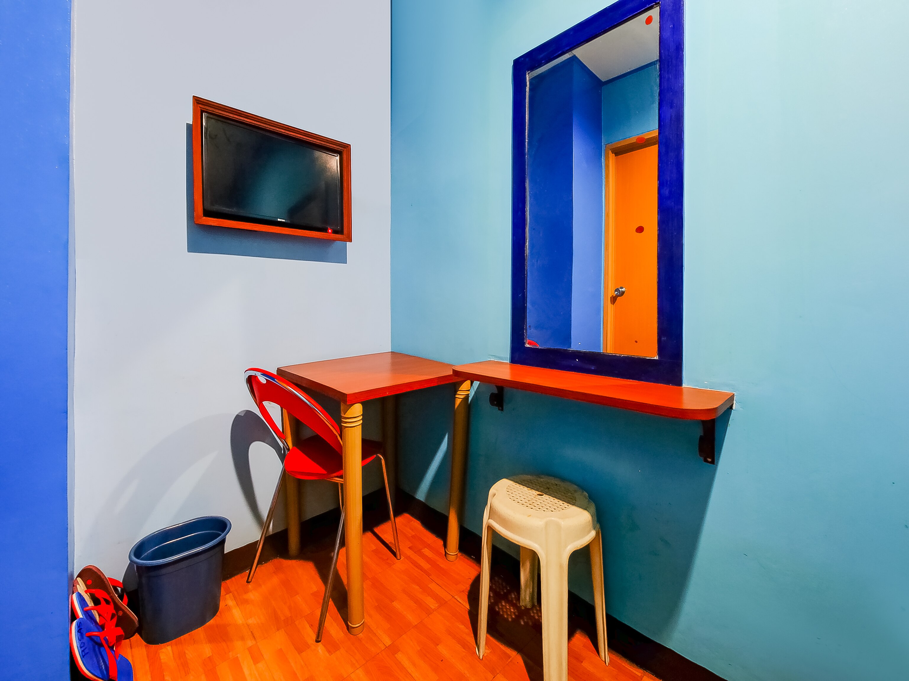OYO 861 Rosas Travellers Inn - Tap to explore photos