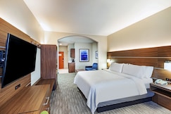 Holiday Inn Express and Suites Pryor, Mayes