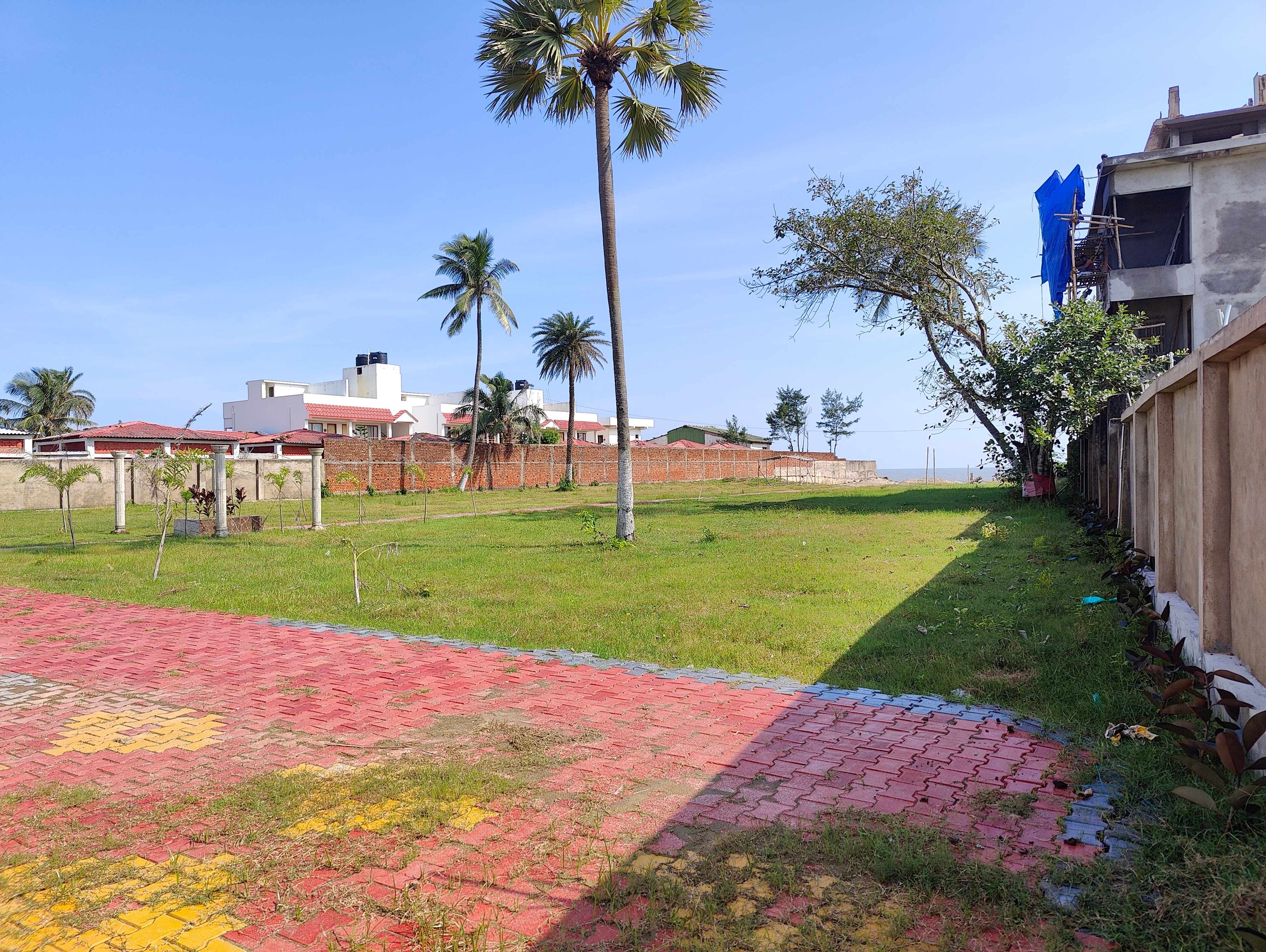 Grand Khushi Resort - Tap to explore photos