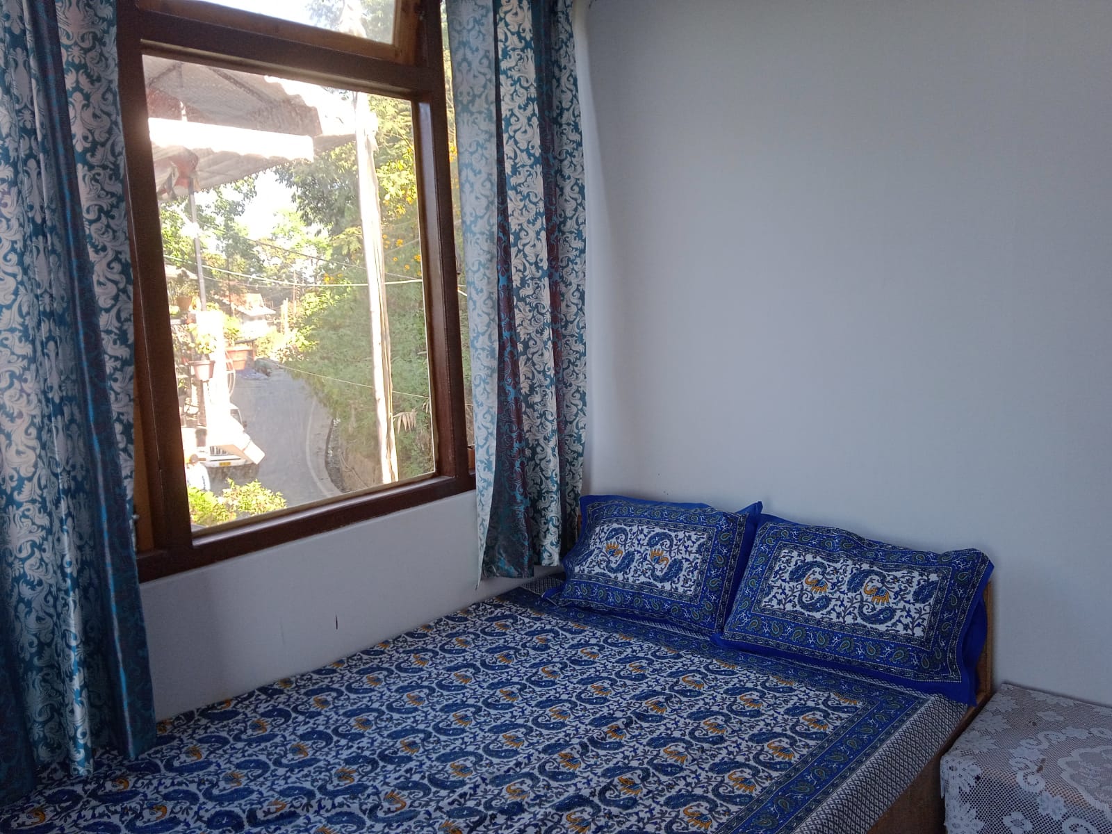 JUN Homestay - Tap to explore photos