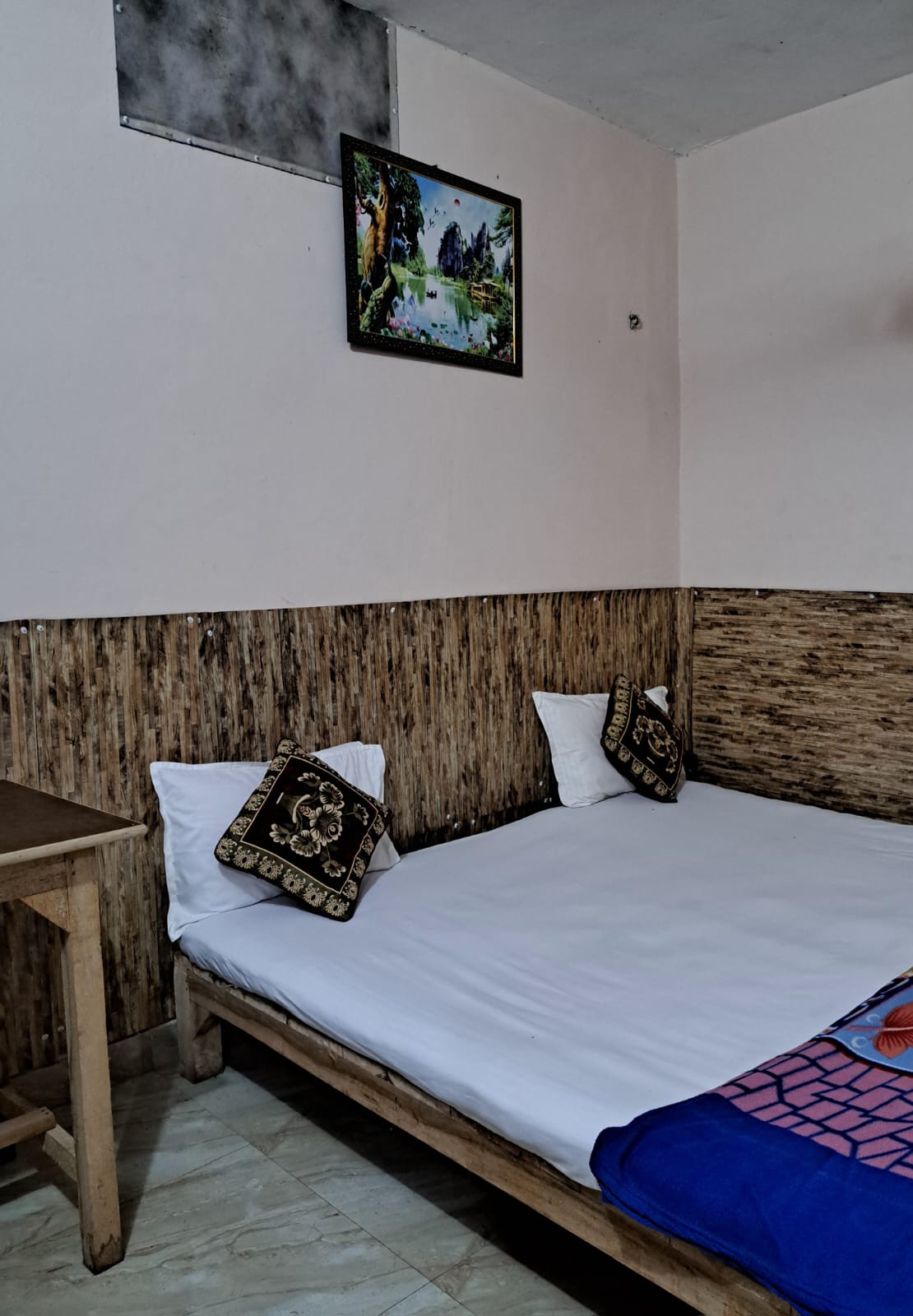 Vinay Paying guest House - Tap to explore photos