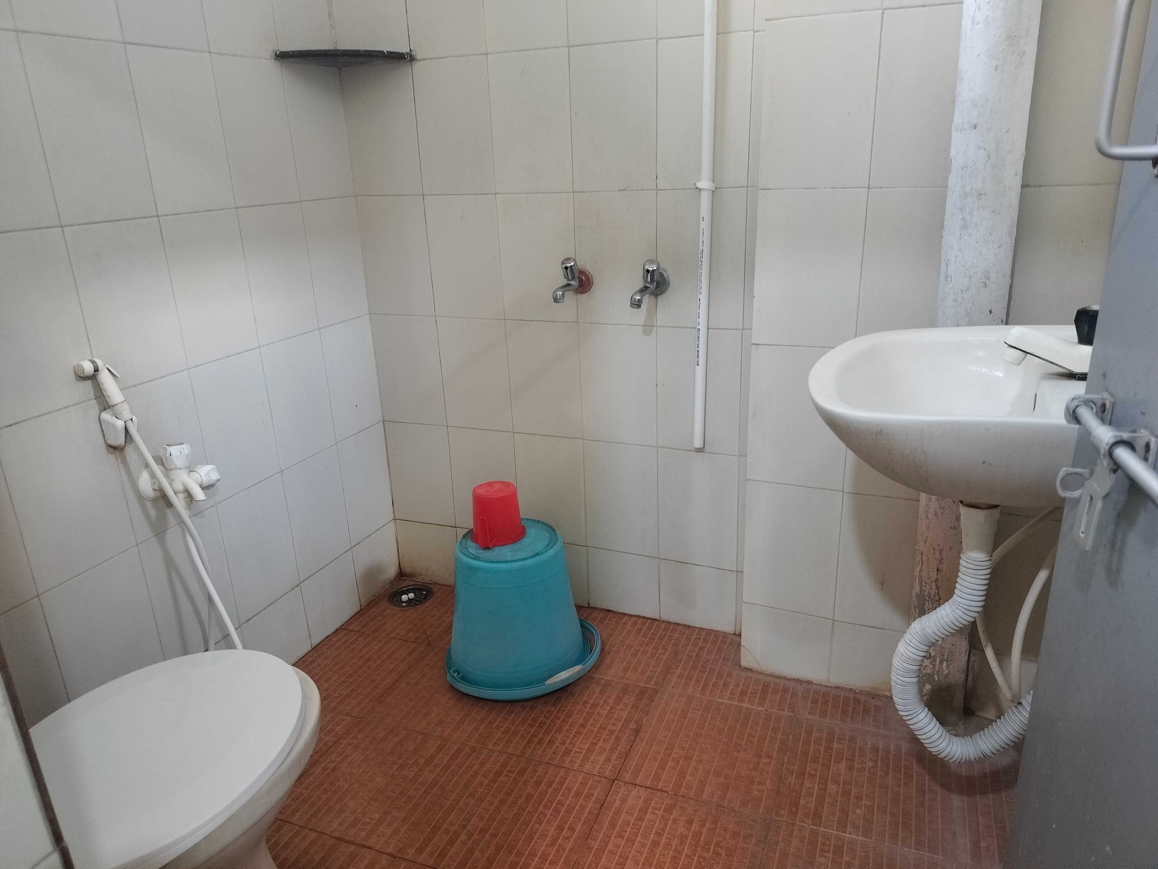 Hotel O Shiva Ram Budget Rooms - Tap to explore photos