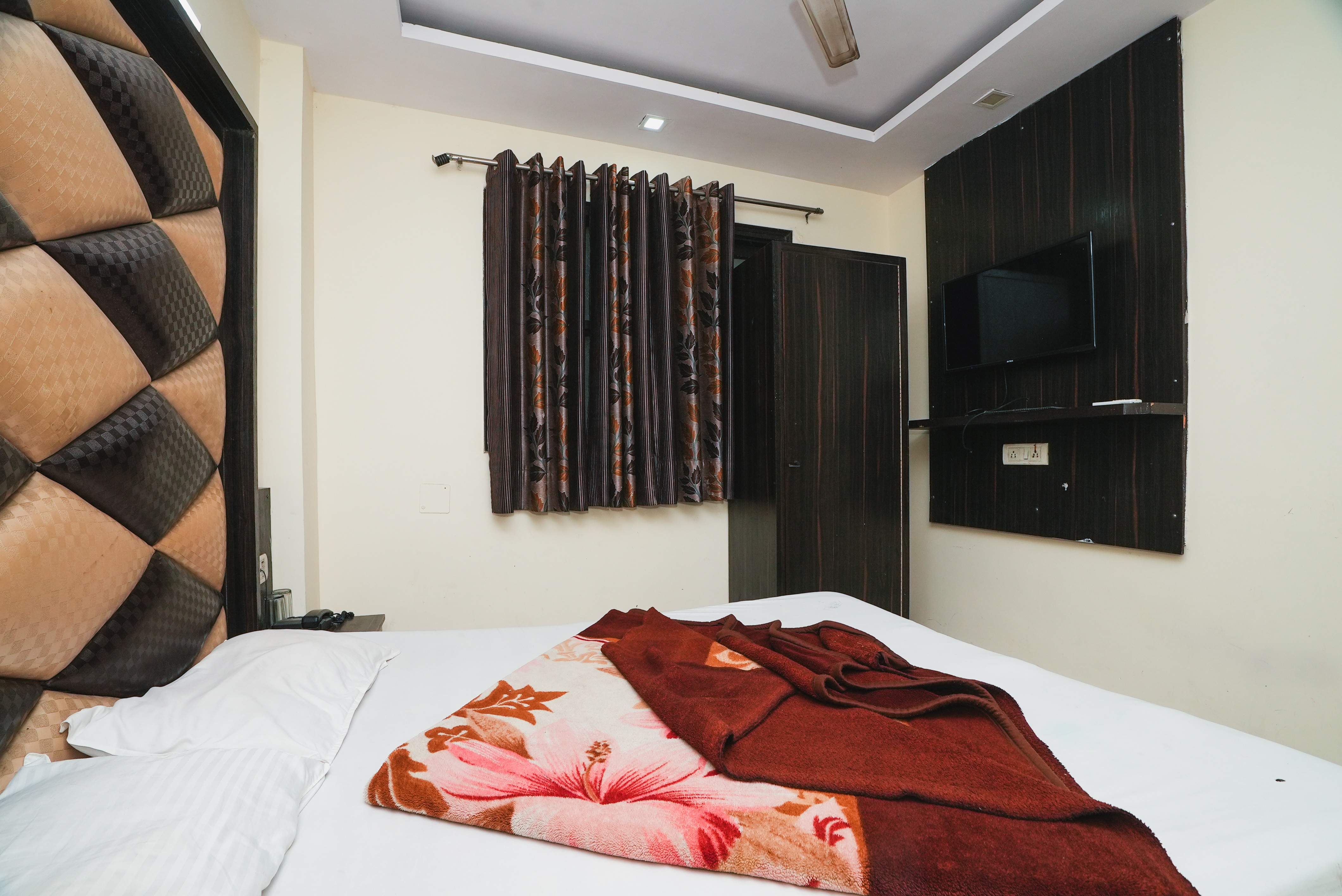 Hotel AV International Near New Delhi Railway Station, Paharganj - Tap to explore photos