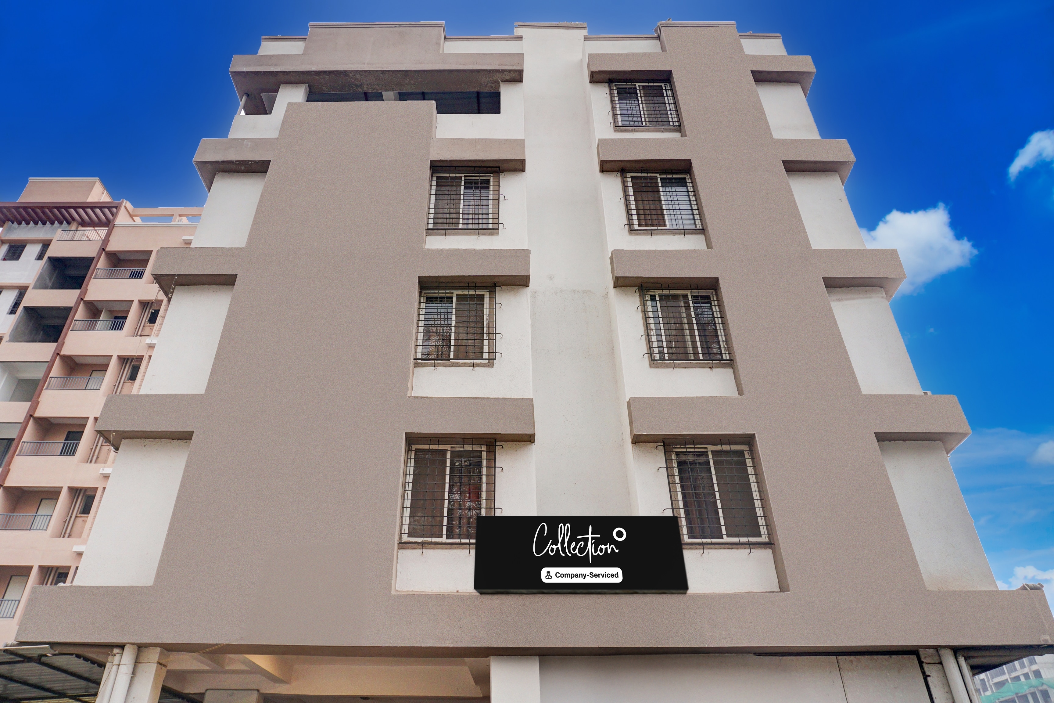 Super Collection O Mundhwa Chowk formerly Opal Suites - Tap to explore photos