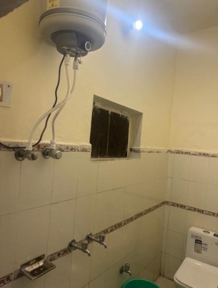 Hotel Priyanshu - Tap to explore photos