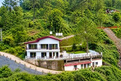 Pinewood Manor  In Solan   Kasauli, Solan