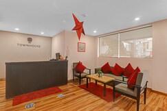 Townhouse The Shubham, Lucknow