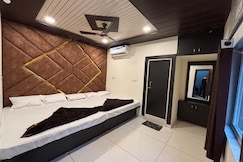 HOTEL KASHI VISHWANATH, Ujjain