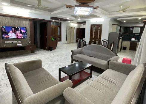 Spacious 3bhk near AMB