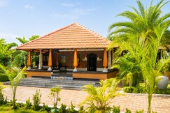 Chettinad Villa 1BR Near ECR -Chennai by Homeyhuts, Madurantakam