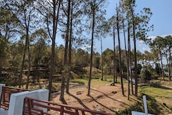 Dileas Resorts, Pauri