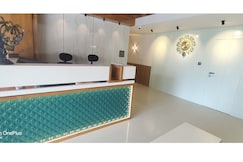 Hotel The Grand Crystal, Ahmedabad