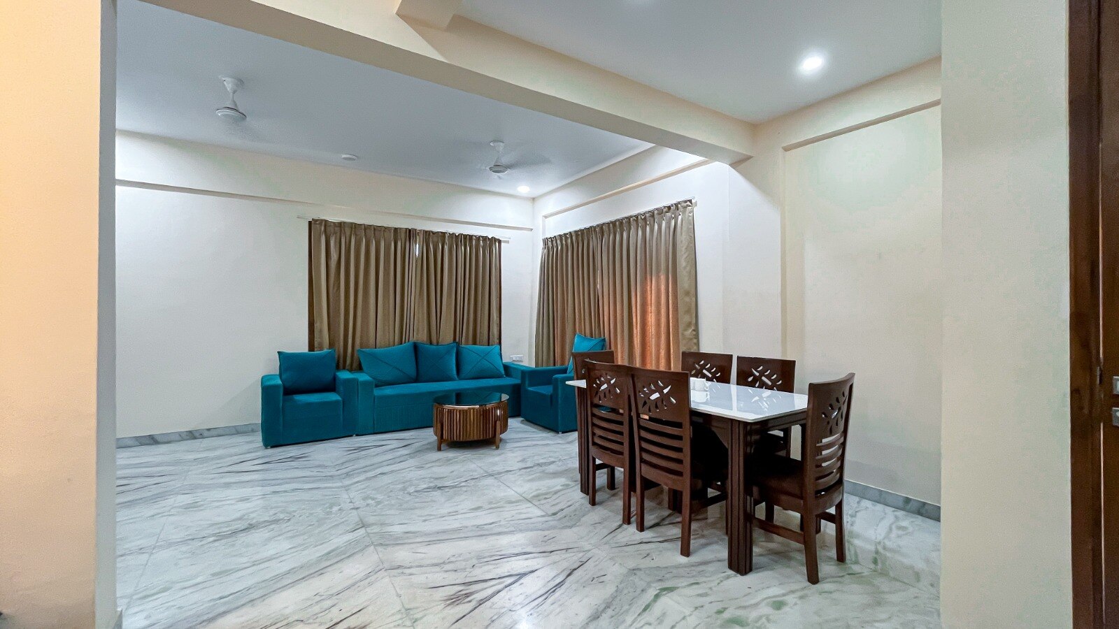 Misty Orange 4bhk Luxurious Villa in lonavala by Book My Stay - Tap to explore photos