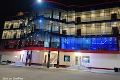 WHIRL WIND FOODCOURT AND RESORT, Bokakhat