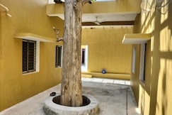 Krishna home stay Madla, Damoh