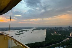 The Sky Suite 33, Noida