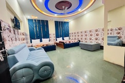 Govind Anand Dham, Vrindavan