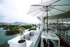 Grandrosse Boutique - Pichola Lake Facing Hotel, Udaipur