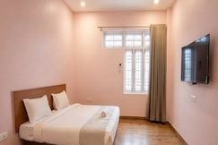 Hotel Stay Inn Near Mithai Wala, Lucknow