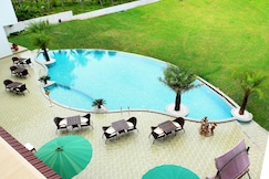 Hotel Lake Palace, Varkala