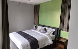 Villa 102