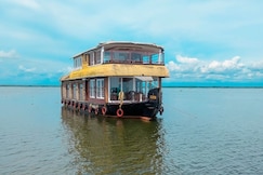 Grand Villa Houseboat, Kottayam