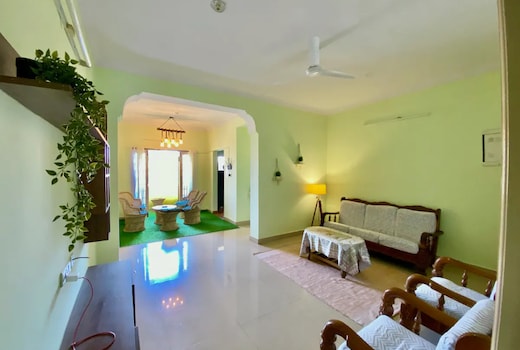 3BHK Glam Apt Full Furnished - Greendale