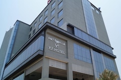 V7 HOTEL, Chennai