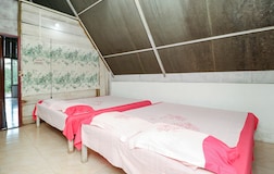 Bed room 1