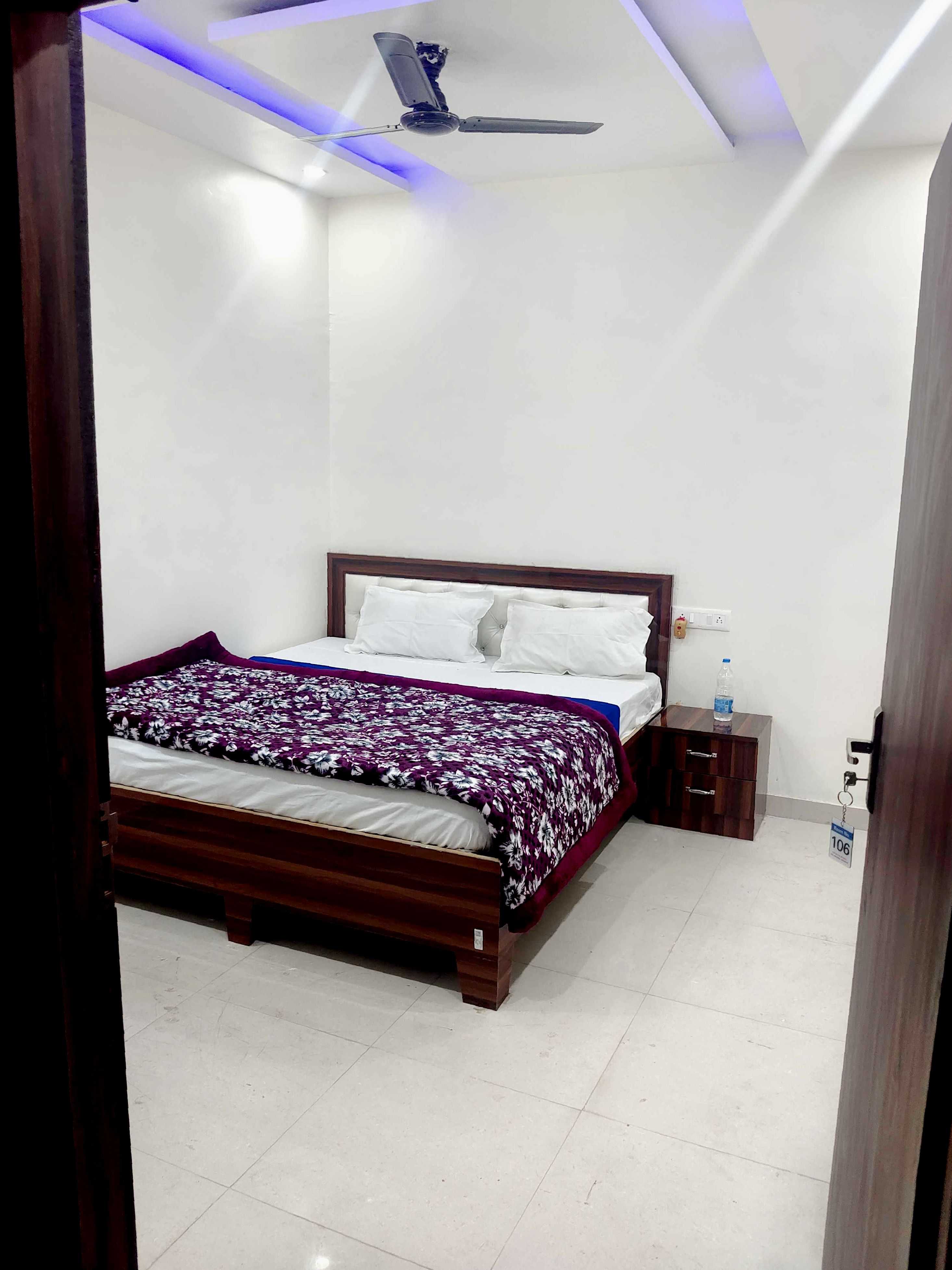 Super Hotel O Gorakhpur Industrial Area Formerly Shaurya Inn - Tap to explore photos