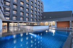 Harper Palembang, Palembang